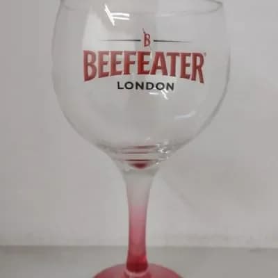 COPA GIN BEEFEATER PIE ROJO